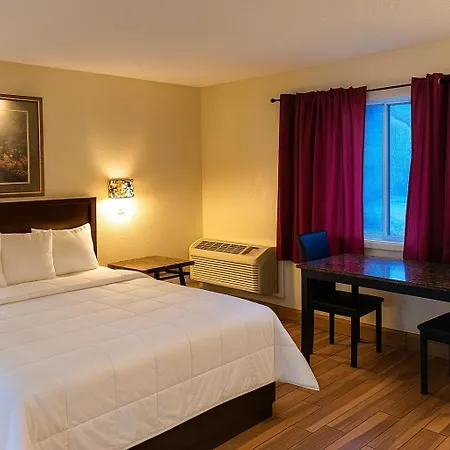 River Forest Inn-3