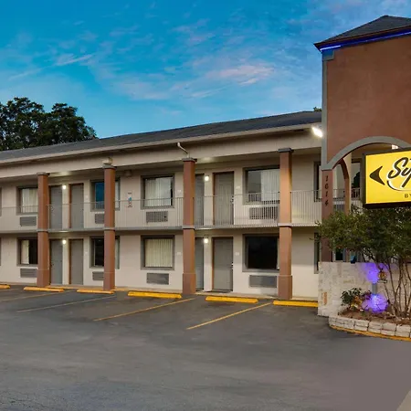 Super 8 By Wyndham San Antonio Pearl District Downtown-3