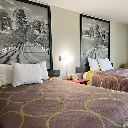 Super 8 By Wyndham Vincennes-3