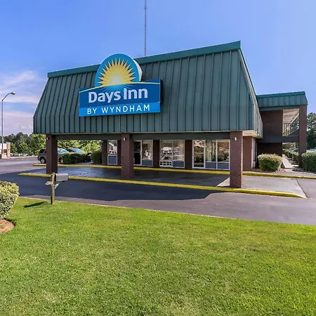 Days Inn By Wyndham Seneca-Clemson-2