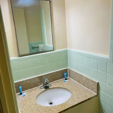 Regent Motel-2