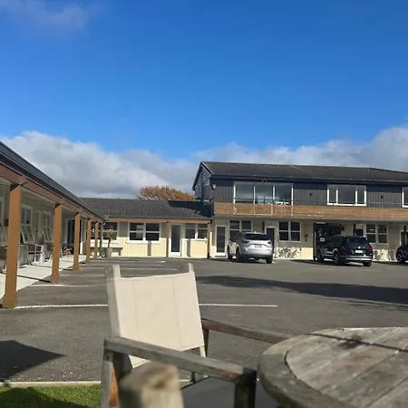 Bristol Motel-2