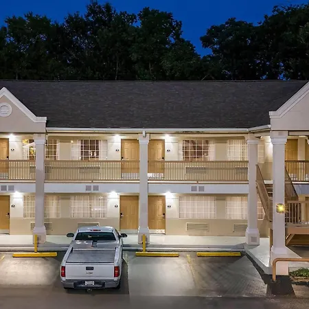 Days Inn By Wyndham Nacogdoches/Sfa University/Downtown-2