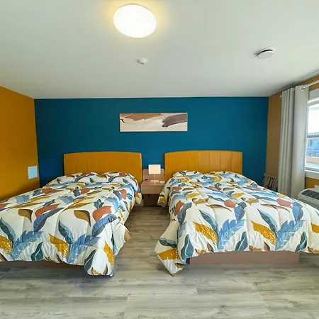 Fair Isle Motel-2
