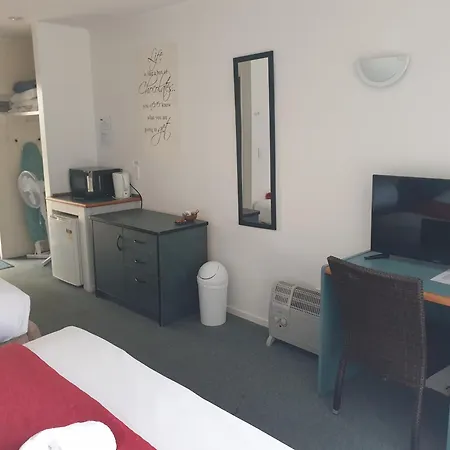 Woodlands Motel-2