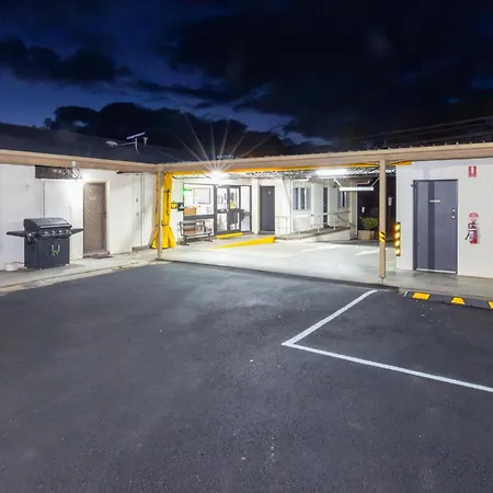 Golden Hills Motel-3