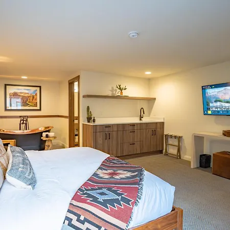 Petty Ranch Inn-2