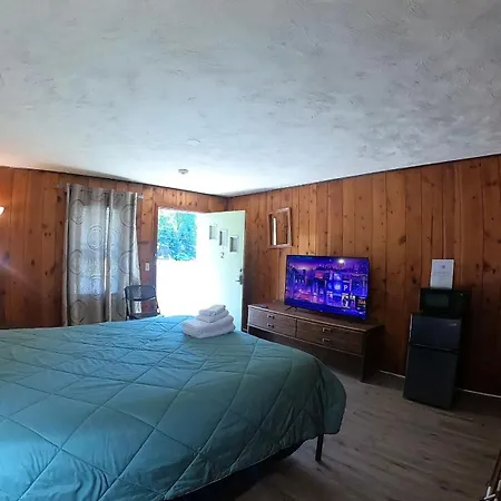 Heart Of The Berkshires Motel-2