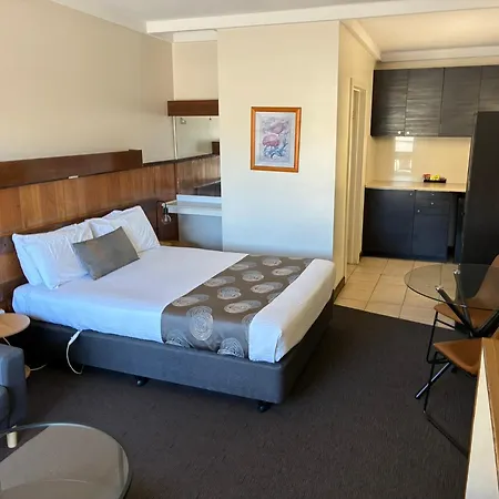 Hi Way Eight Motor Inn-2