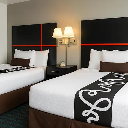 Chaparral Motor Inn-3