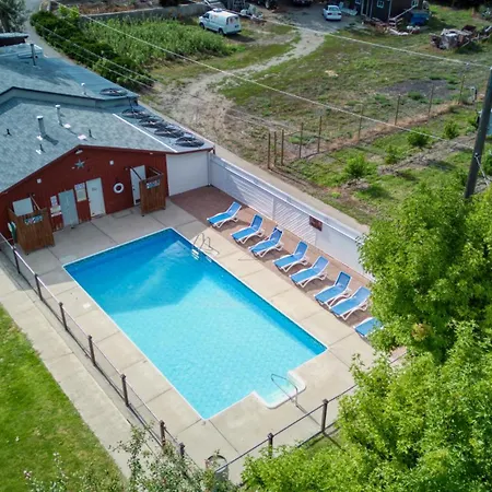 Maple Leaf Motel & Rv Park Resort-3