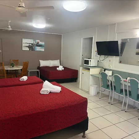 Emerald Highlands Motel-3