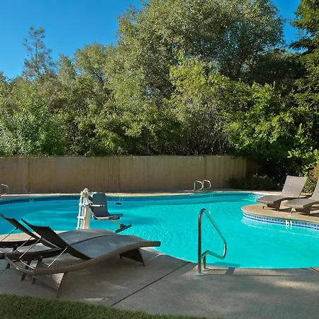 Lake Natoma Inn-2
