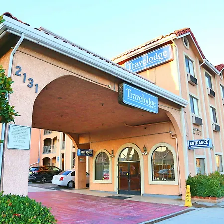 Travelodge By Wyndham Pasadena Central-2