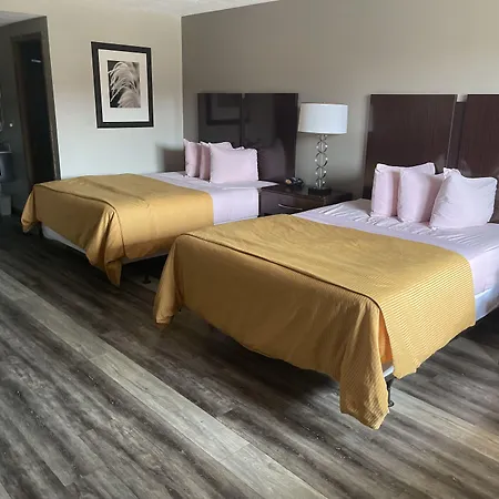 Royal Inn & Suites-3