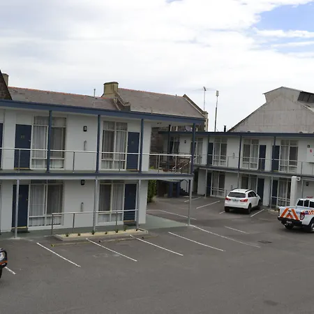Admiralty Inn-3