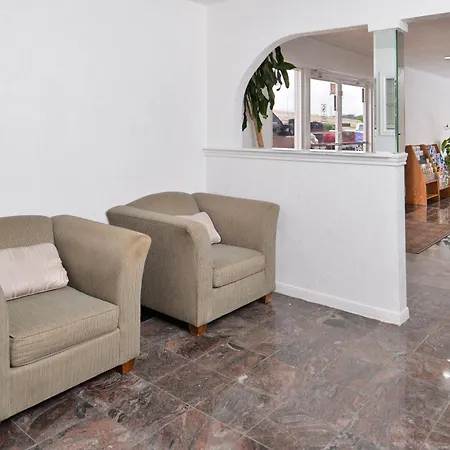 Americas Best Value Inn Clute-2