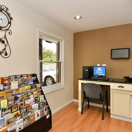 Americas Best Value Inn Near Downtown Nashville-2