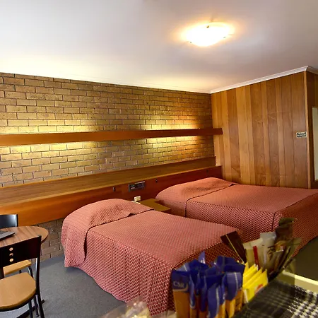Allara Motor Lodge-2