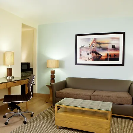 Pb Surf Beachside Inn-3