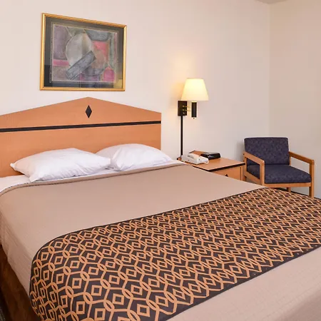 Americas Best Value Inn & Suites Atlantic-2
