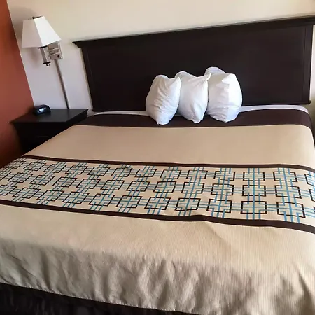 Americas Best Value Inn Hobbs-3