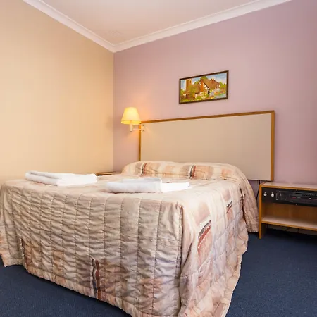 Sleepwell Motel-3