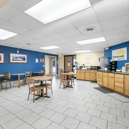 Days Inn By Wyndham Alexandria Mn-3