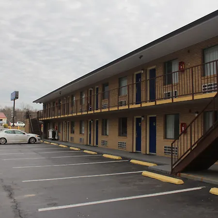 Americas Best Value Inn - Fredericksburg North-3