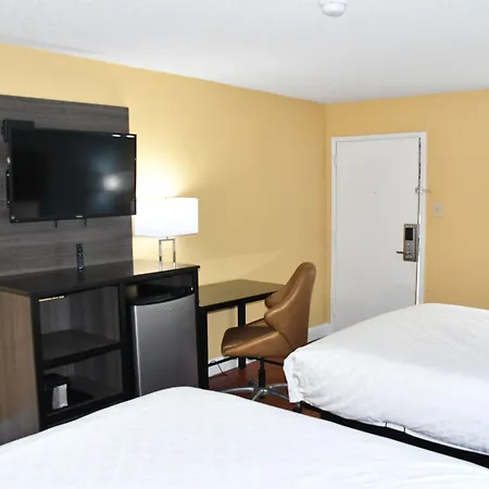 Baymont By Wyndham Macon I-75-2