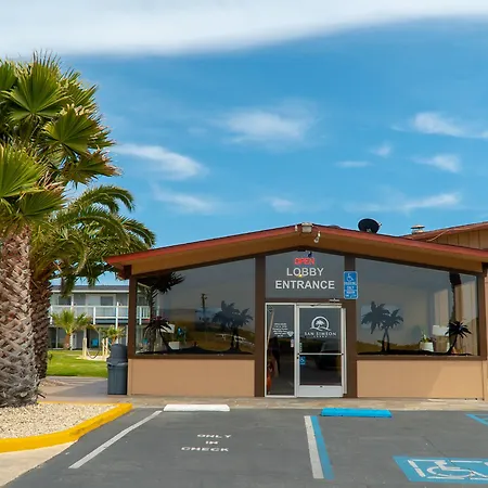 San Simeon Lodge-3