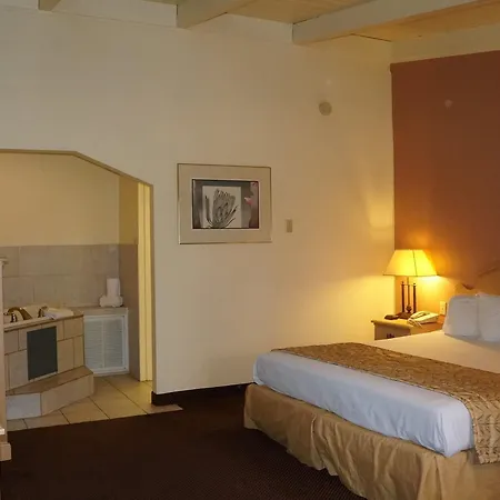 Americas Best Value Inn & Suites Oroville-3