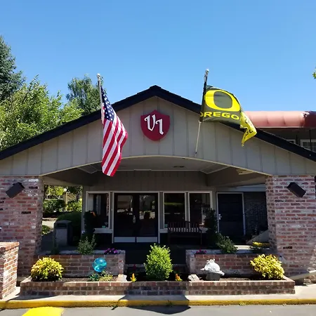 Village Inn-3