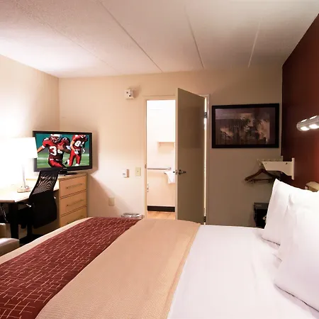 Red Roof Inn San Antonio Airport-3