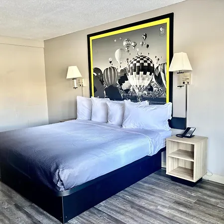 Super 8 By Wyndham Albuquerque Downtown-2
