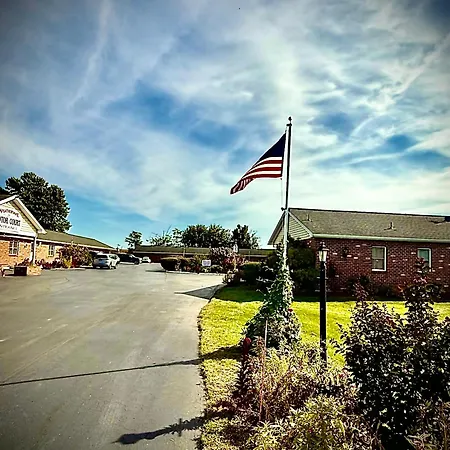 Weathervane Motor Court-3