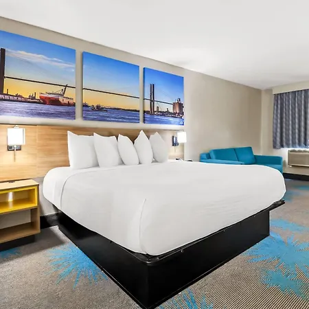 Days Inn By Wyndham Goose Creek-3