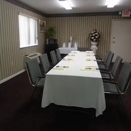 Americas Best Value Inn And Suites Houston/Northwest Brookhollow-3