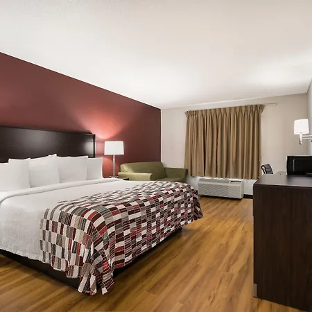 Red Roof Inn & Suites Knoxville East-3
