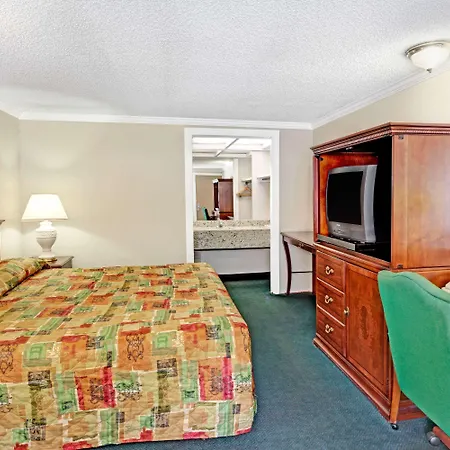 Knights Inn Austell-2