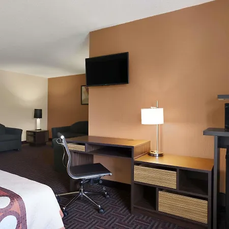 Super 8 By Wyndham Collinsville St. Louis-3