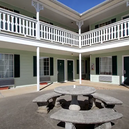 Key West Inn - Tuscumbia - Muscle Shoals-3