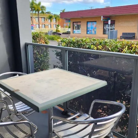 Jopen Motel Unit 6-3