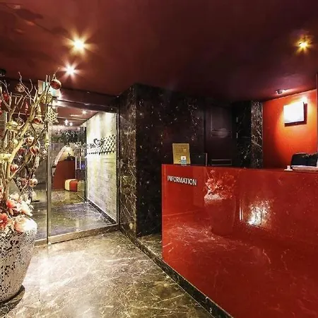 Fox Hotel-2