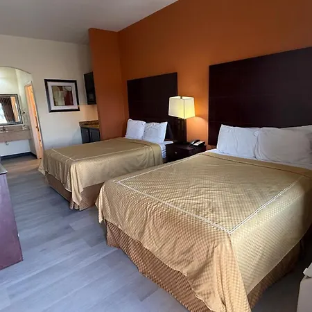 Executive Inn And Suites-3