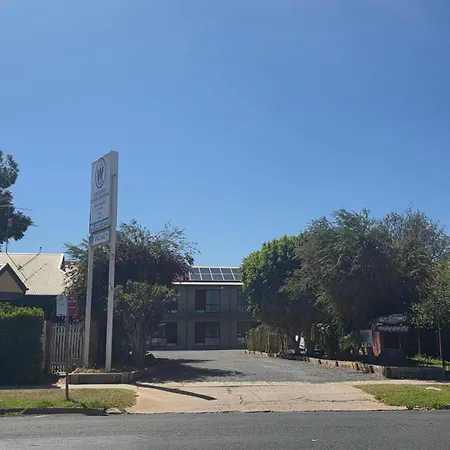 Wentworth Central Motor Inn-2