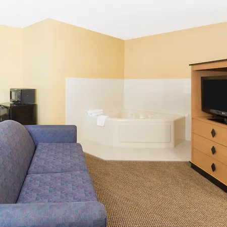 Super 8 By Wyndham Clarinda-3
