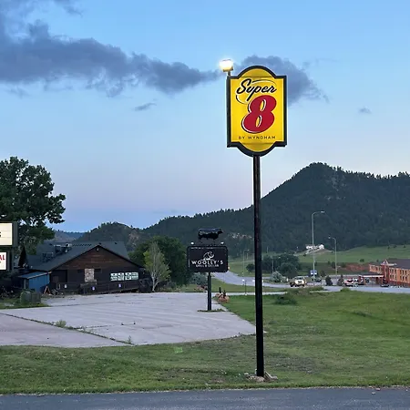 Super 8 By Wyndham Hot Springs-2