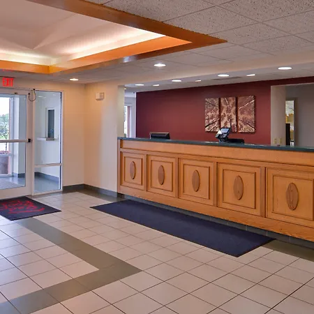 Red Roof Inn Clyde-3