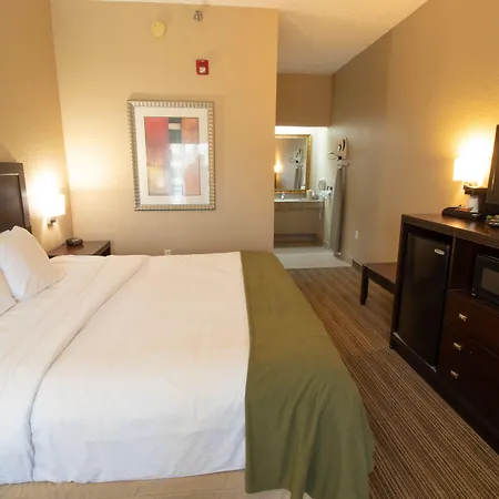 Baymont By Wyndham Crestview-3